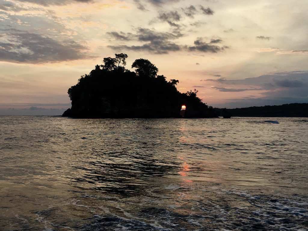 Sunset Crystal Bay Nusa Penida Bali