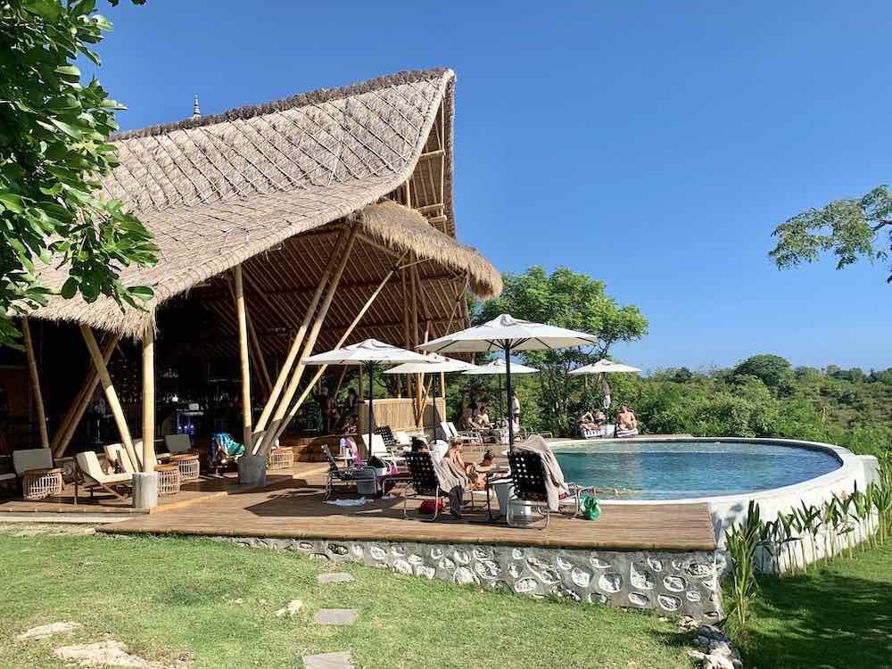 Amok sunset pool bar restaurant Nusa Penida