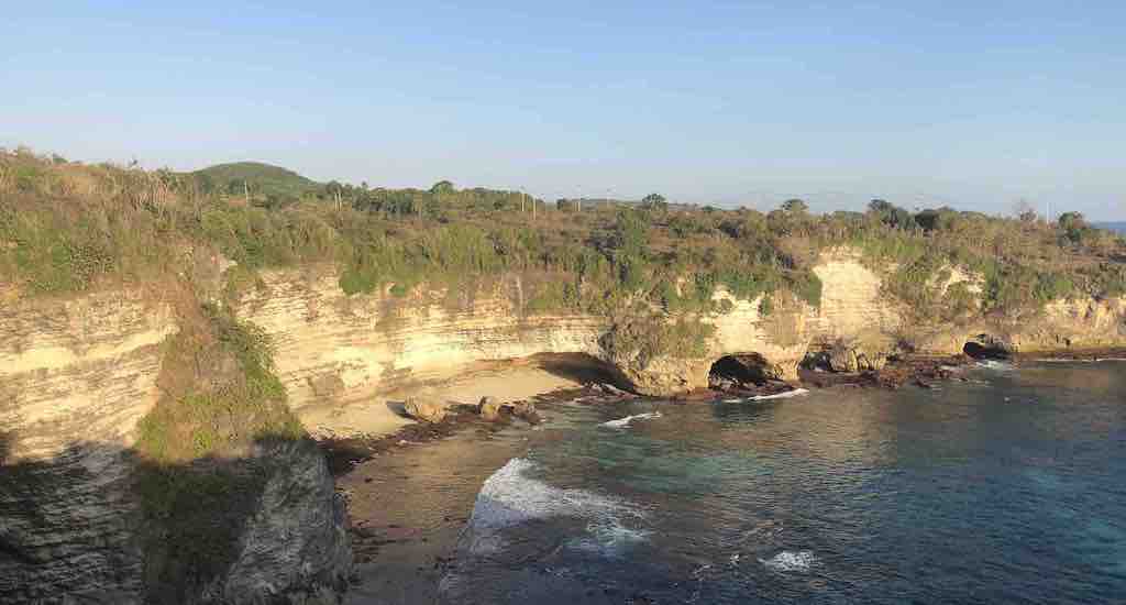 Pendakian Crystal Bay ke Broken Beach Nusa Penida Bali