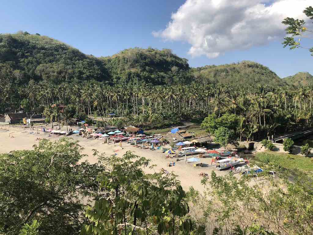 The start of the hike from Crystal Bay to Breaken Beach Nusa Penida Bali