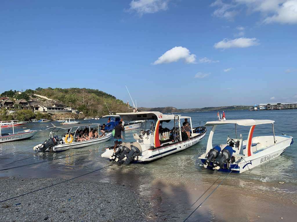 Buraq 3 on Toyapakeh Beach